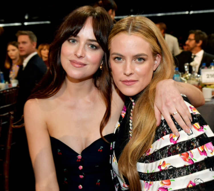 Did you know Dakota Johnson has six siblings?#dakota #johnson #dakotajohnson #brother #fyp #usa #kid 