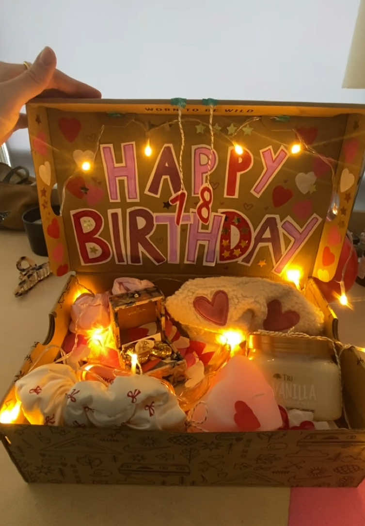 #giftbox #sweet18 #bestie 