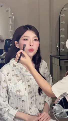 Bé Kiến ở nhà cũng phát tín hiệu nè 😆😆😆 @LAMOON  #xhtiktok #Huyenlemakeup #teamhiwon #Lamoon #xuhuong 