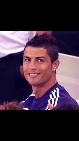 Give it t u #cristianoronaldo #fyp #gif 