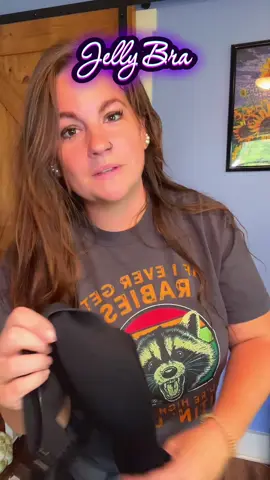 Obsessed with my @VRCOMFY jelly bra!!!! It’s the most comfortable bra!! Make sure you get the right one when you buy!!! #jellybra #TikTokShopCreatorPicks #CreatorIcons #TTSTOPTIER #FallFreshness 