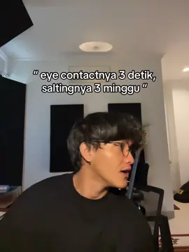 gabisa ditatap dikit, 10/20