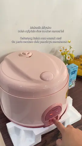 Bener” ngebantu bgt kalau mau cepet” masak nasi , sama sekali ga berkerak , recomended👌🏻#ricecooker #masaknasi #magiccom #fypシ゚ #peralatanrumahtangga 