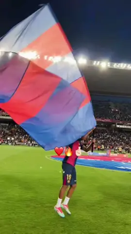 Calankeenaa🖤🎓🫀❤️#barcelonafc #leomessi #sumayo #quruxleydeyda🥺🌸