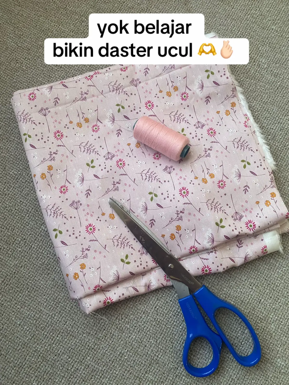 Pengin punya daster adem tapi fashionable, gak gampang brudul atau koyak, feminim lucu dan busui friendly, bikin versi lengan pendek dulu, lengan panjang insyaallah menyusul 🤭🫶#sewingtiktok #dasterkatunjepang #cimahi #ootdfashion #dasterkorea 