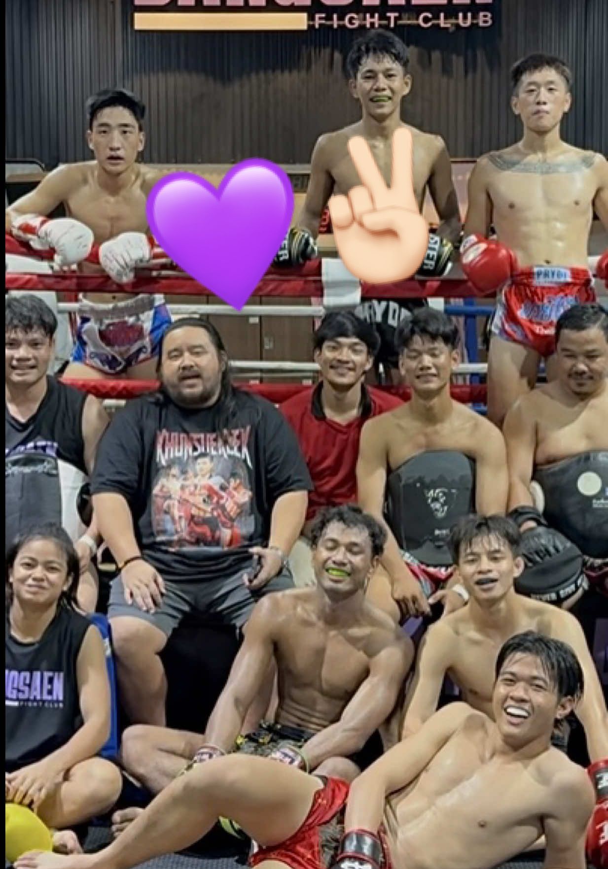 รอเชียร์อยู่นะครับ 💜✌🏻@ปตท. อภิชาติฟาร์ม 🐔(ของแทร่) @nabilanane04 @Yonis anane💫 @เสือแบล็ค ท พราน ,49 🐅💪❤️💚. 