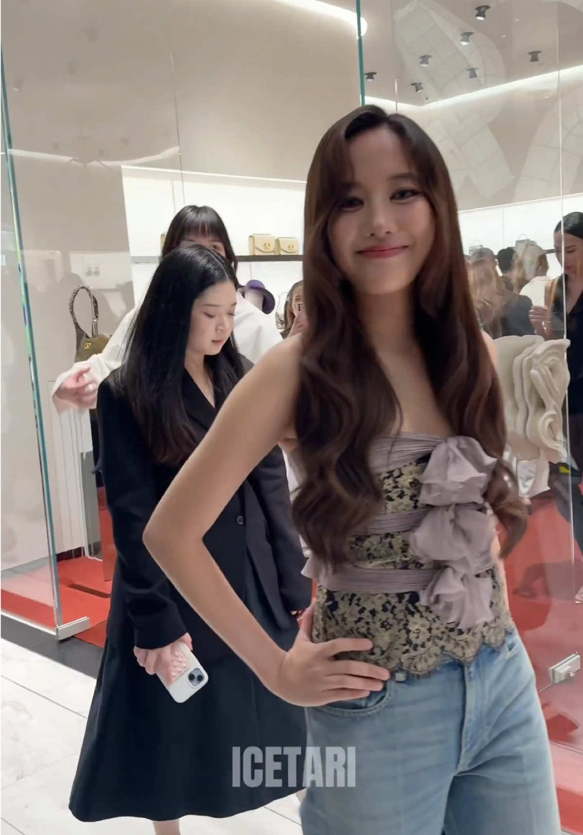 SAROCHA X VALENTINO COLLECTION #ValentinoAndVansxFreen #freensarocha #srchafreen #FreenBecky #idolfactoryTH 
