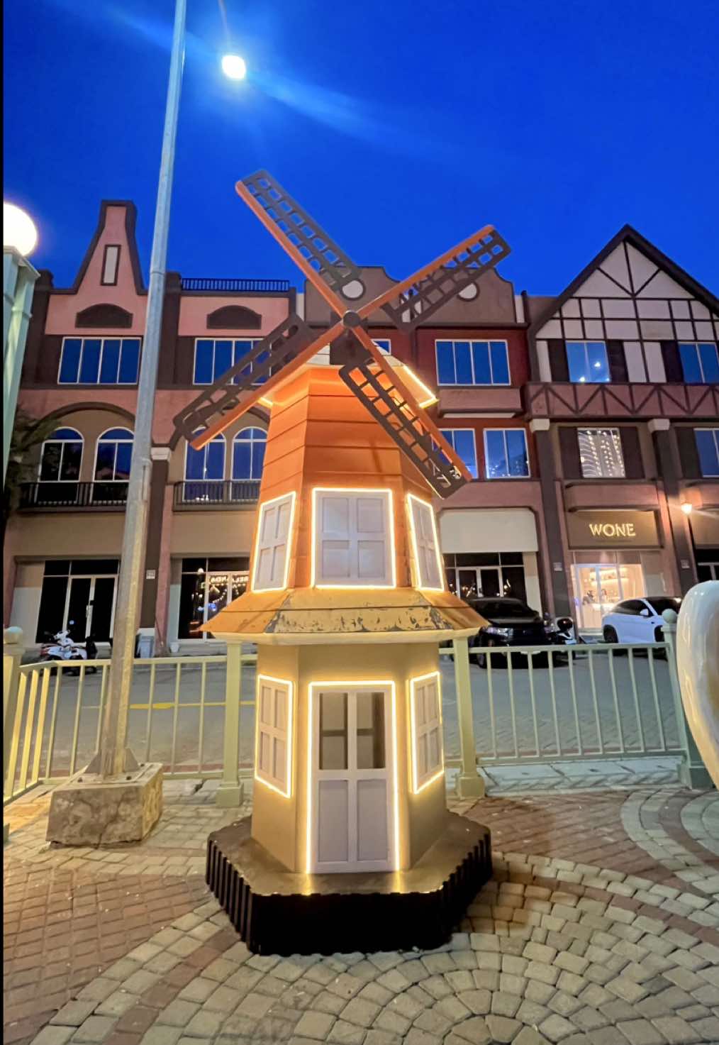 Nih 5 spot gratis di PIK untuk liburan weekend ini 😍 Gak bisa berkata kata lagi tempat se cakep ini tiket masuknya gratis !!! 🫠 #jakarta #placetogo #pik2 #bataviapik #travel  