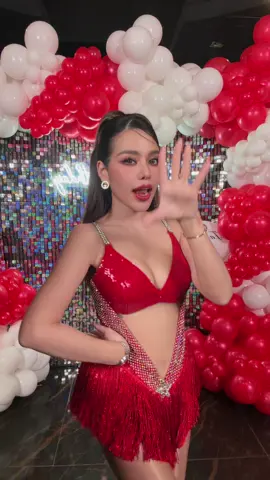 28ปี ธัญญ่าอาร์สยาม ปีนี้อยากขอบคุณเพลงนี้ #บักหล่าครับ #ธัญญ่าอาร์สยาม 