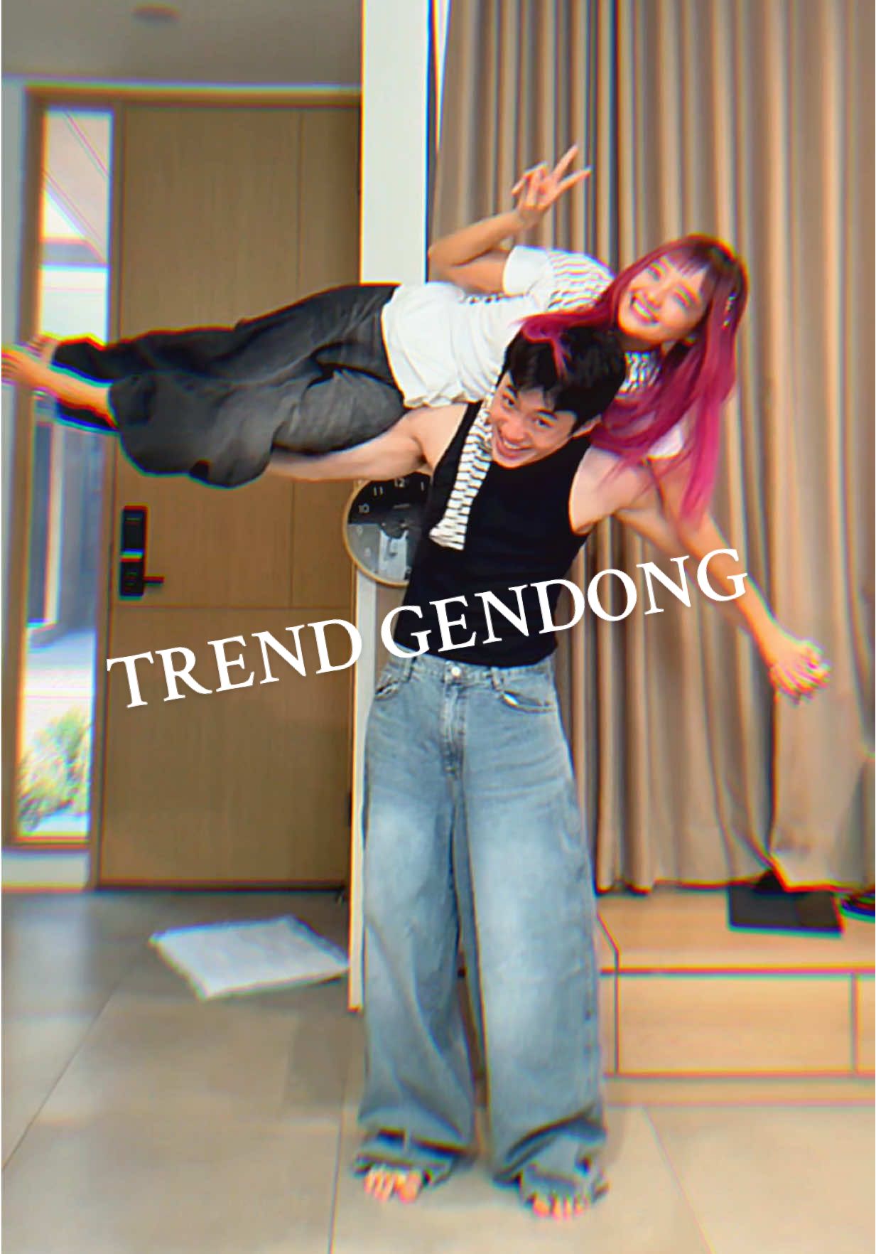 Misi cowok clingy izin join trend 🤪 #lalaken #couplestiktok #Relationship #coupletrend 