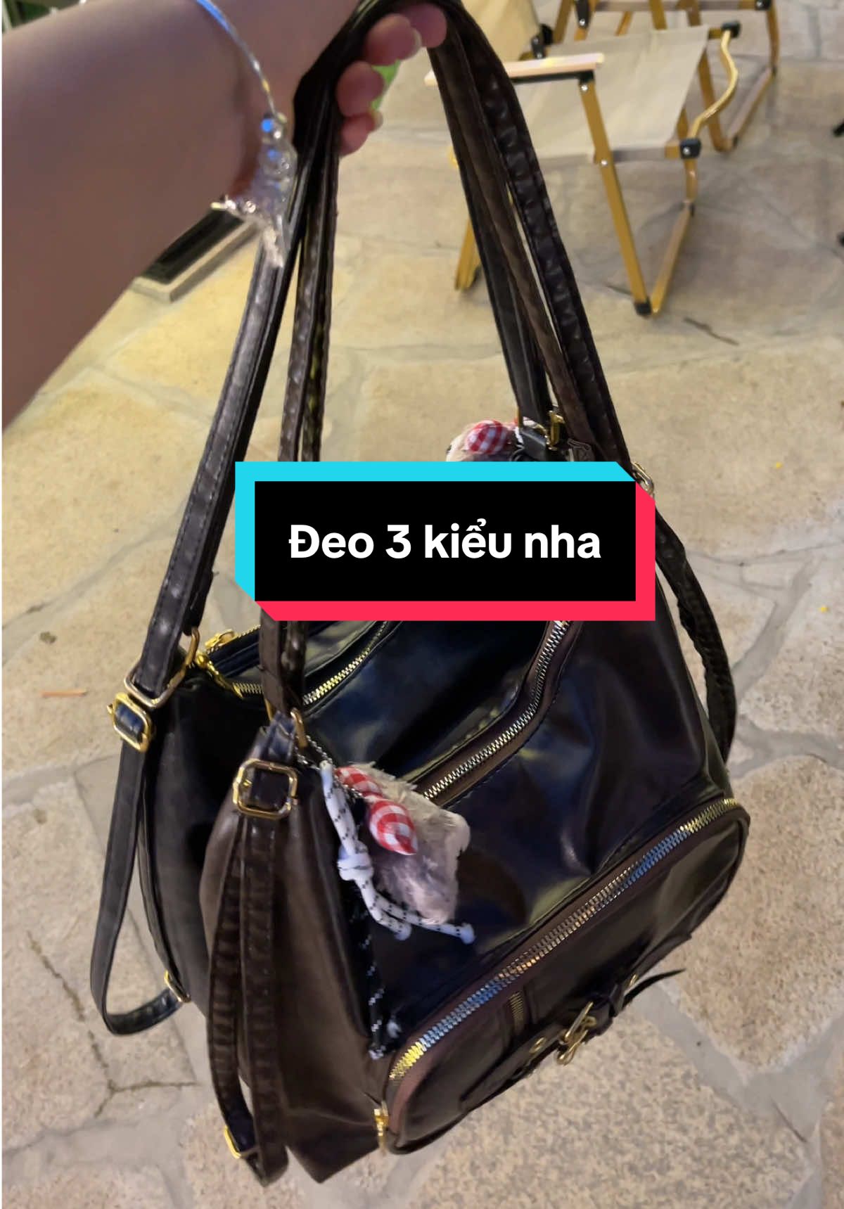 Túi này đeo được 3 kiểu luôn nè, chị em đã có trong tủ đồ chưa? #tuideocheo #balo #thaothaoshop99 #xuhuong #muataitiktok 