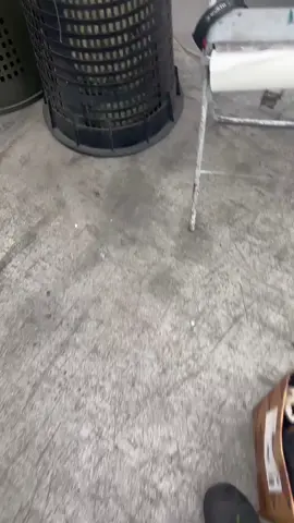 Risposta alle persone che non sanno cogliere l'ironia di chi lavora in fabbrica...@Ruben donadini ripubblicate grazie 😂