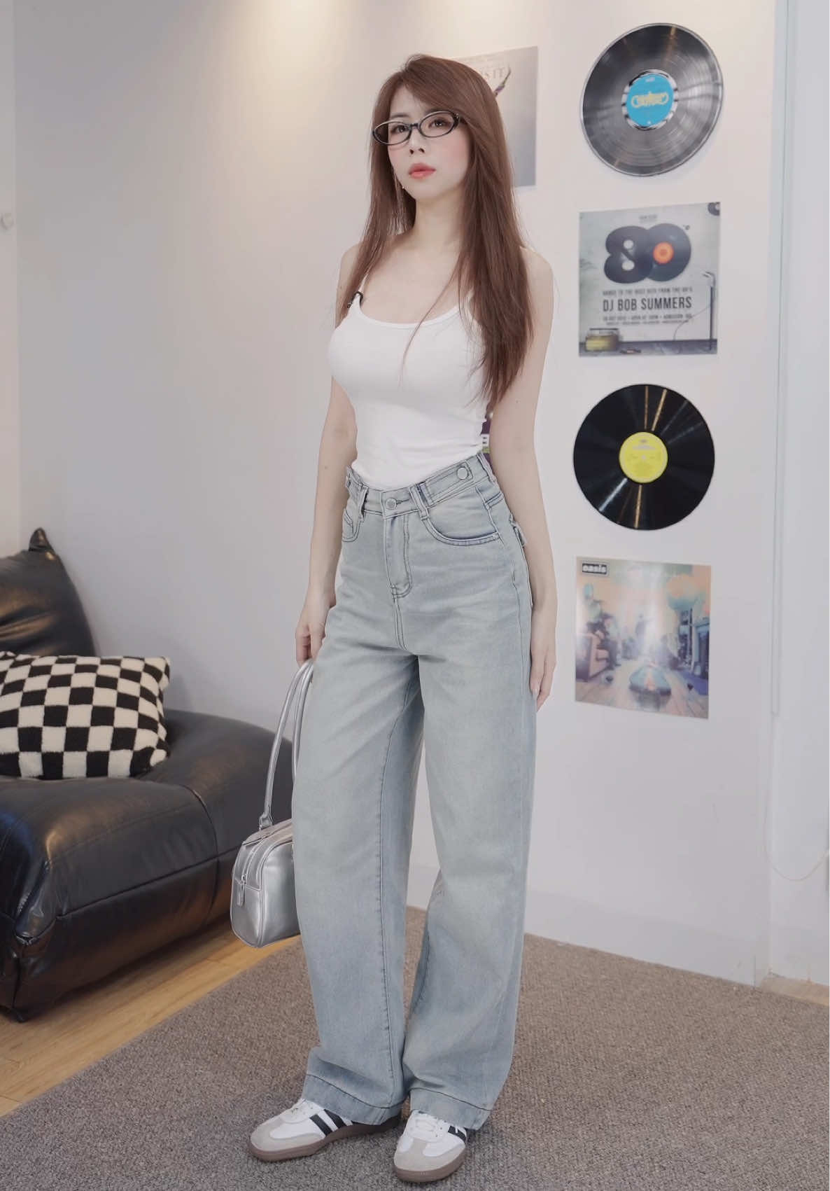 Màu jeans lạ mấy bà đã có chưa??? #quanjeannu #outfits 