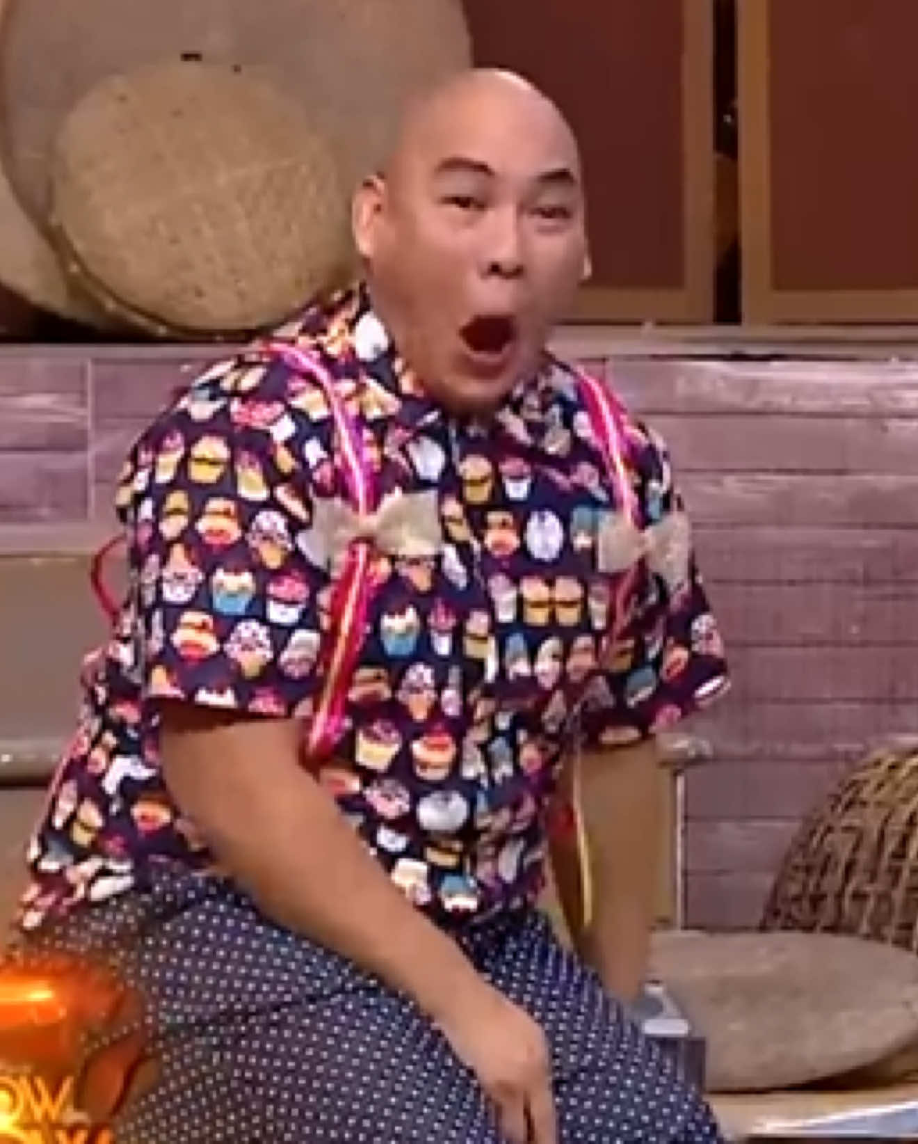 ส่วน 172 | บะ หมี่ เกี๊ยว โหน่ง ชะ ชะ ช่า สาขานครนายก 🍜🤣 #โหน่งชะชะช่า #เท่งเถิดเทิง #บะหมี่เกี๊ยวโหน่งชะชะช่า #ชิงร้อยชิงล้านว้าวว้าวว้าว #เวิร์คพอยท์ช่อง23 