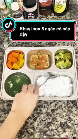 Khay inox 304, 5 ngăn sâu lồng, có nắp đậy. Tặng kèm muỗng inox cho bé xúc ăn #meconnhaken #mebimsuachamcon #khayandam #khayinox304 #beandam 