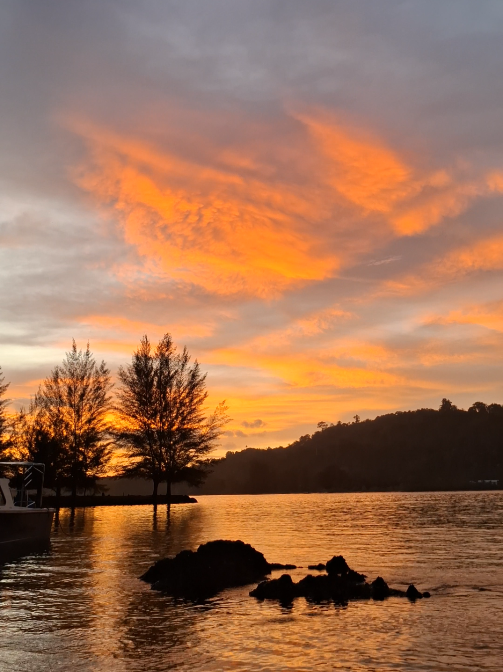 18.43 di bagian bumi Simeulue🧡 #senja #pantai #simeulue #simeulueisland #fyp 