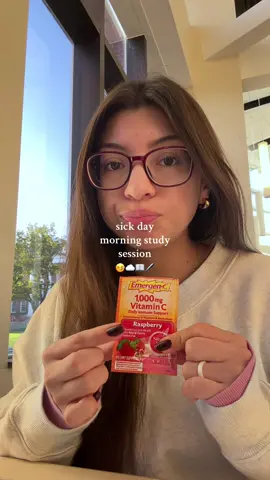 feeling under the weather but week is almost over !! 😮‍💨 hope everyone’s semester is going well ☺️ #sick #student #fyp #fy #jesuslovesyou 