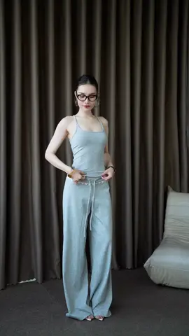 Set đồ basic siêu hot trong 2 tháng vừa qua 🥰 #hangmoive #setdoxinh #thoitrangtrend #kaylin 