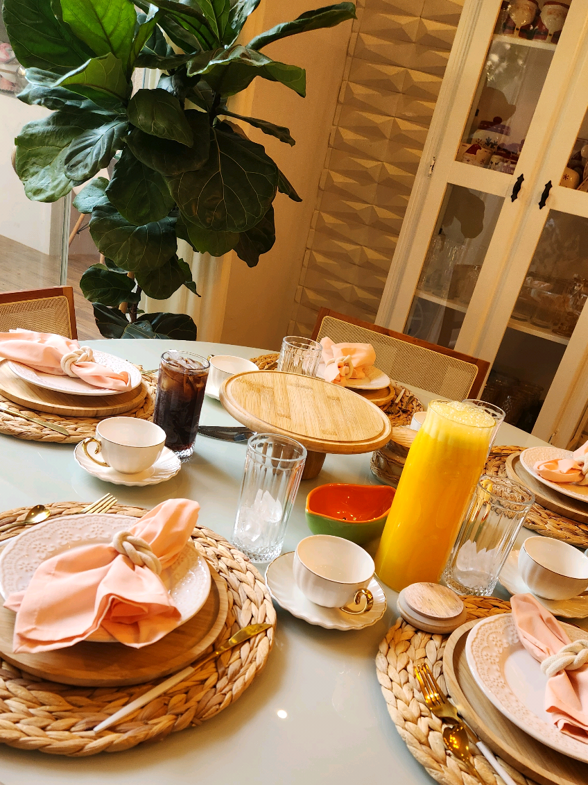 Bom dia 🙌  Que vcs tenham um dia lindo e muito produtivo! Só pra inspirar vcs nesse dia a cuidar do teu lar .🥰✨️🏠 #casalimpa #rotina #organizaçāo #reelsinstagram  #donadecasaeusou🏠🏡 