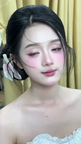 Nàng thơ của ai đây #TrangTrangMakeUp #chann #xuhuong #trending #Makeup 