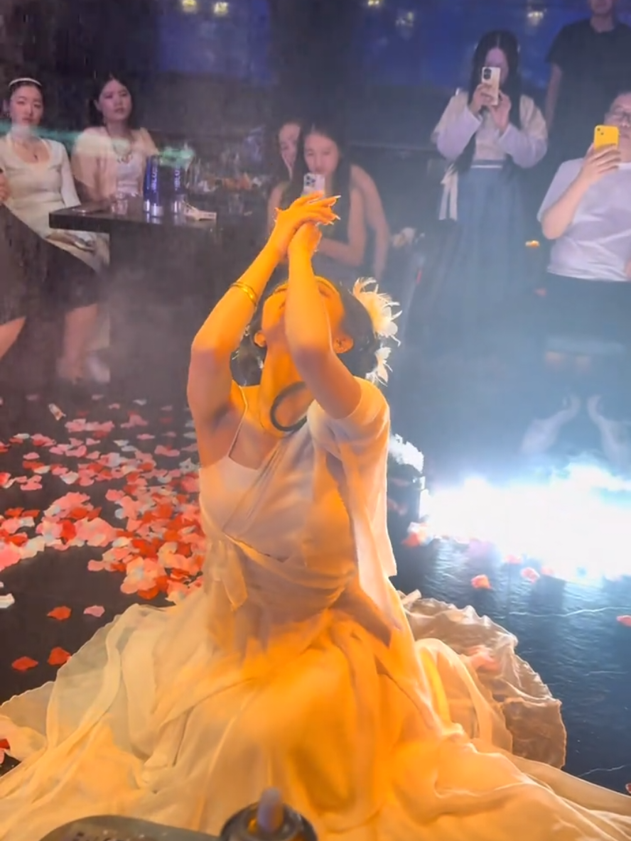 Như nguyện #muacotrang #gigi #giaitri #dieuuoc #nhunguyen 