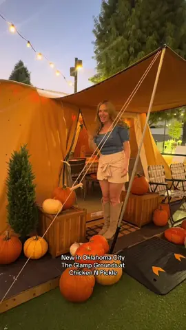 New in Oklahoma City! The Glamp Grounds at @CHICKEN N PICKLE is here for a limited time this fall. You and your friends can enjoy fun cozy games, s’mores and fall themed drinks for only $20 for 2 hours! #oklahoma #okc #oklahomacity #fall #oklahomacheck 