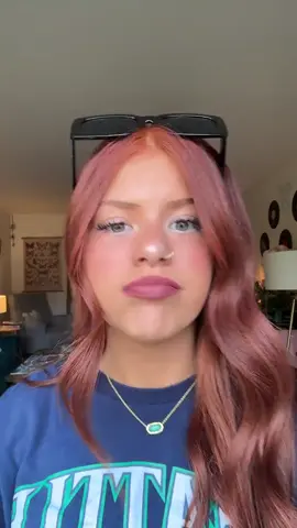 Happy Friday 💛 #wlm #wlw #bisexual🏳️‍🌈 #Pride #fyp 