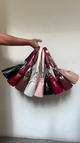New bag arrivals! 🥰 #shoulderbag #fashionbag #fyp #glossybag #tiktokmalaysia 