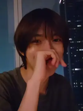 可愛い笑顔。😳😆#tomorrowxtogeter #투모로우바이투게더 #txt #トゥバ #ボムギュ 