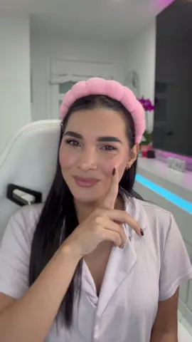 Entre chicas nos ayudamos así que les dejo mi secreto para tener pestañas que parezcan postizas 🤭💖  #rimelfavorito #rimelapruebadeagua #pestañaslargas #pestañasperfectas #makeuptips 