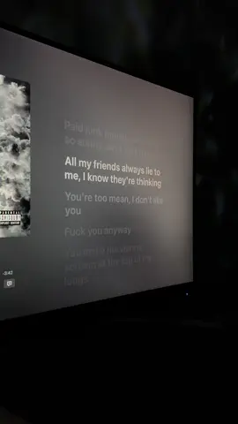 When i wake up, i’m afraid #theneighbourhood #afraid 