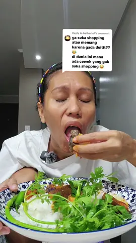 Replying to @betharia7 saya pribadi di traktir aja aku tolak 🤭 beli barang pun karna butuh aja kata orang aku pelit karna pelit ama hemat hampir sama 🤪