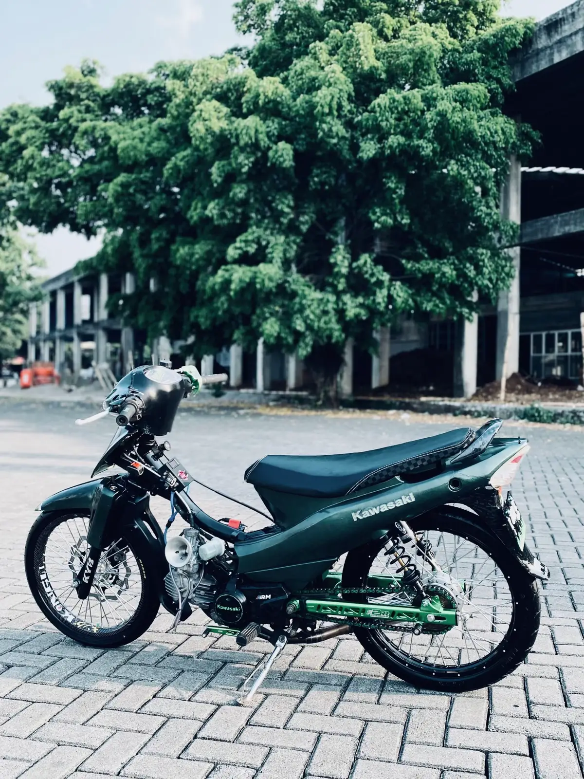 kita cuma beda cara menikmati hidup🤣