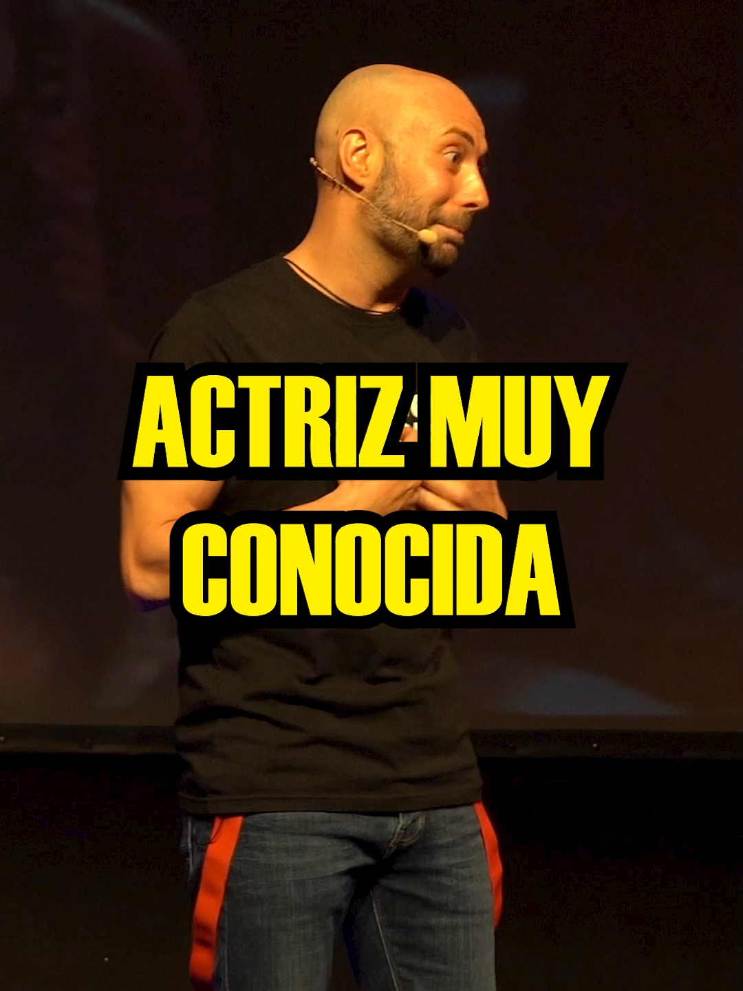 Cuando te suena y no sabes de dónde... ¿Te ha pasado? #monologo #risa #standup #humor #fyp #viral #comedia