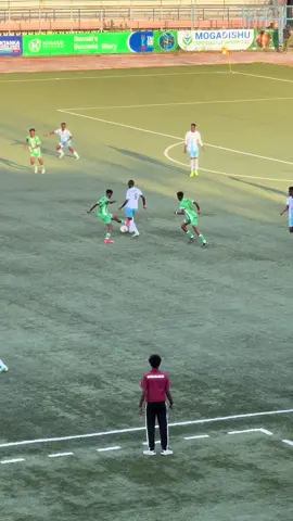 Halftime karaan (0) vs dharkenley (0! #munishibiyogoosgiis #somaliatiktok #foryoupage #following #tiktok 