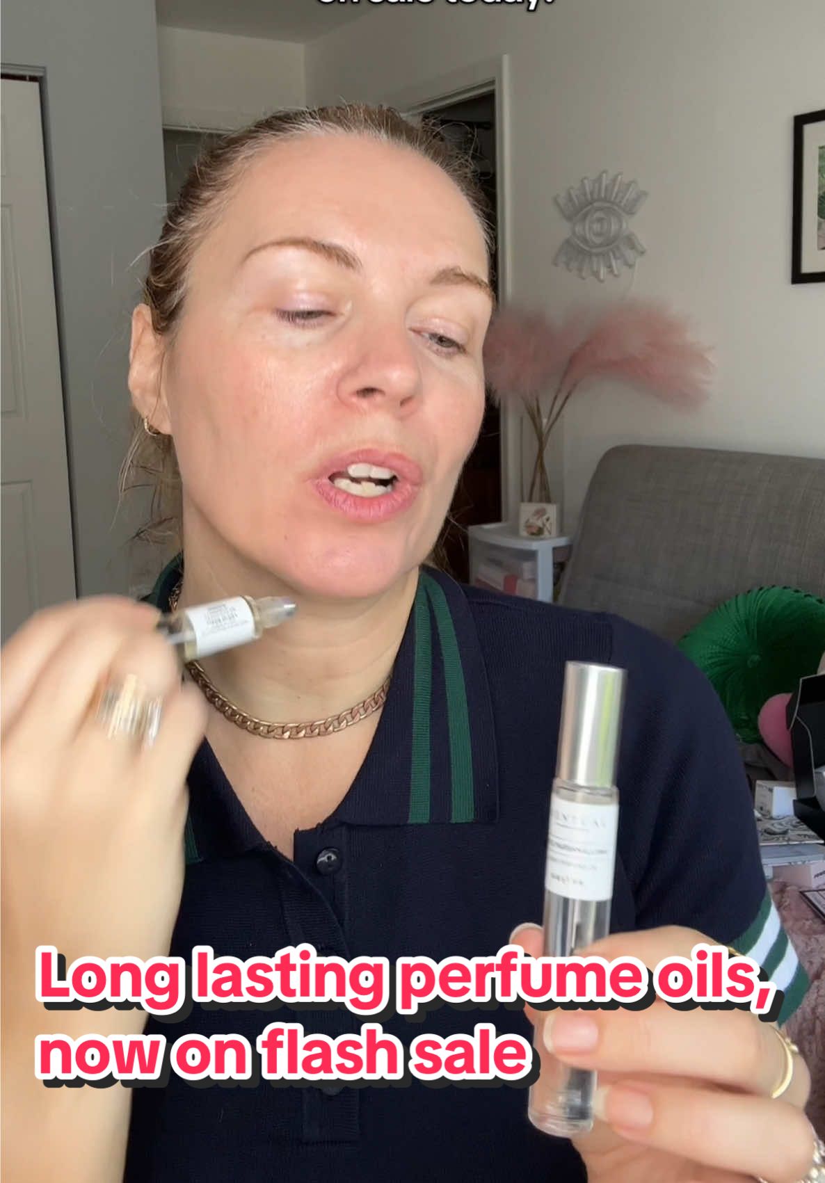 Long lasting and in a flash sale these perfumes oil roll ons from @Scentual Fragrances will become your favorite perfumes on the go too!  Take advantage of the sale and try as many as you can. Find them in my cart!  #tiktokshopfallsale #tiktokshopdealsforyoudays #perfumeoil #scentualfragrances 