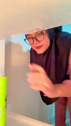 Selama ini selalu skeptis sama jus buah kemanasan yang ada di pasaran karena biasanya jus buahnya cuma sedikit sisanya bahan-bahan gak jelas.  Ehhh sekarang nemu jus buah yang isinya beneran 100% buah asli tanpa tambahan gula, pengawet atau pewarna buatan. Cobain deh rasanya beda banget sama jus yang ada di pasaran karena kentel dan beneran rasa buah asli @Sunpride Official Store  #Sunpride #Jusbuahasli
