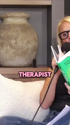 To Anyone Going Through a Breakup: How to Heal a Broken Heart & Move On #podcast #melrobbins #fyp #ConSantanderConecto 