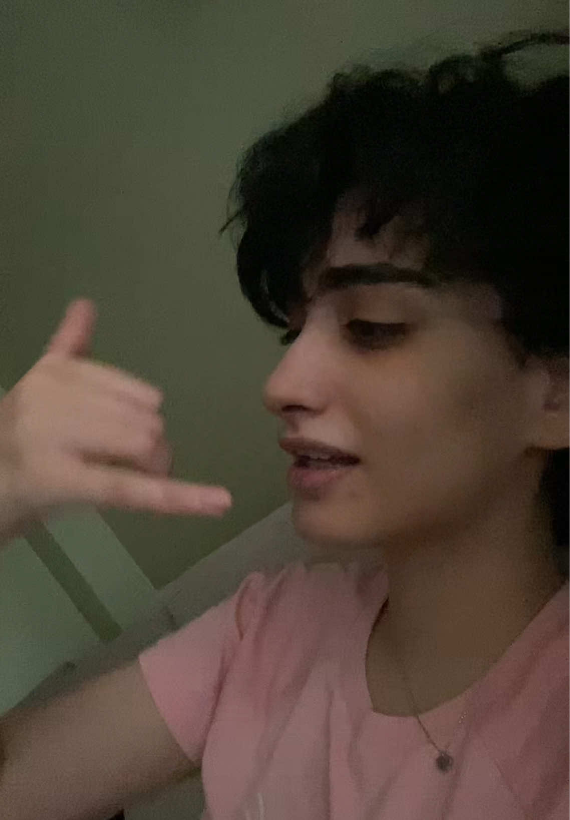 ليه قافل موبايلك؟