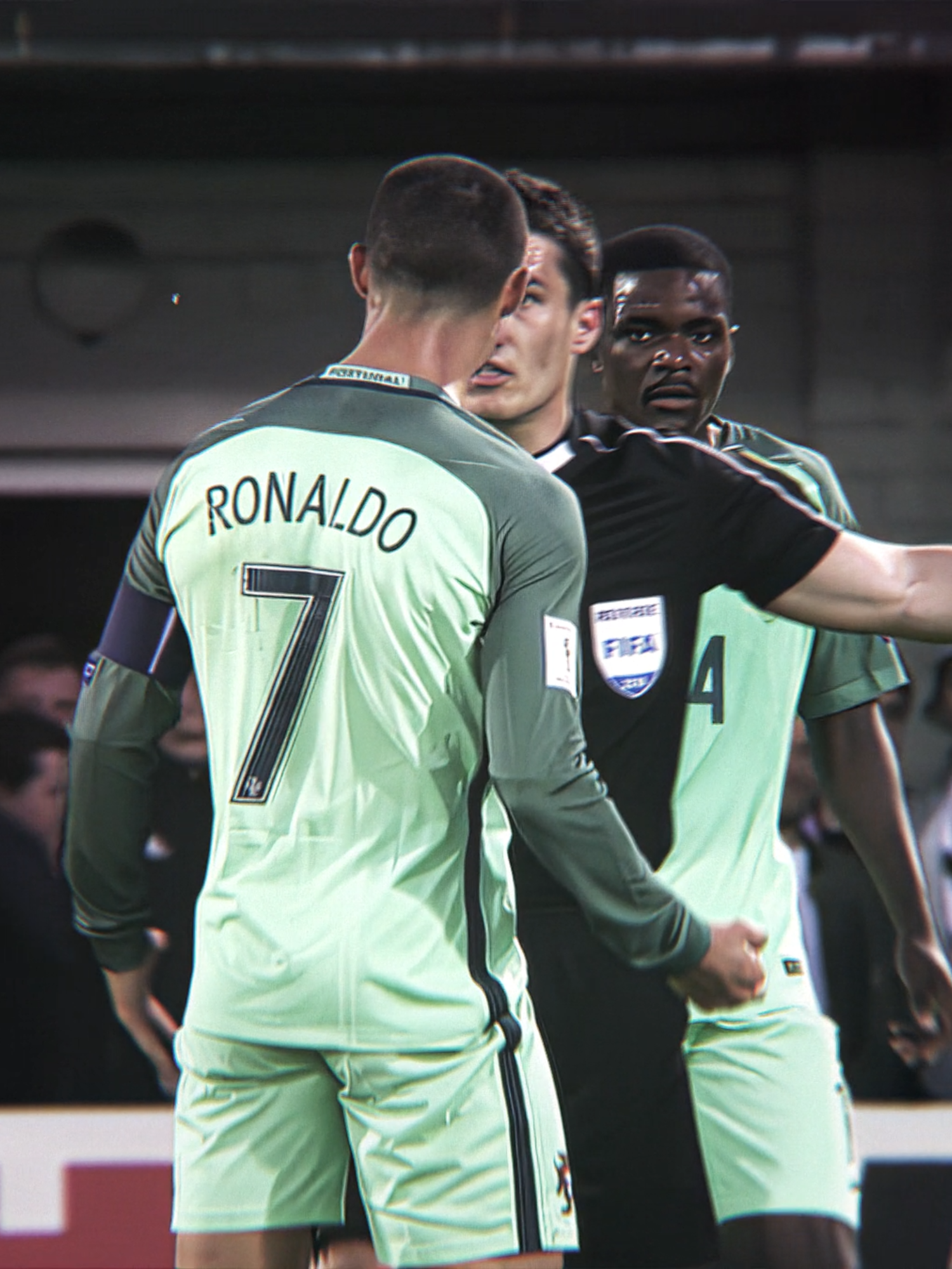 Ref ain’t call, CR7 did 💀🔥 | #CR7 #CristianoRonaldo #FootballEdit #SoccerHighlights #ClutchMoment