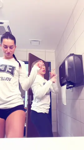 Maceeee @Macey_Goodwin 