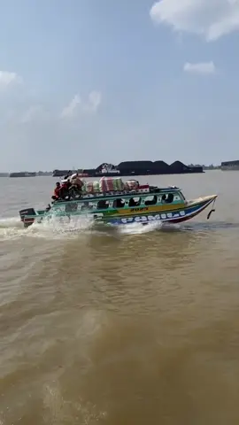Speed familixdiyen capt @B. Made @@kucingmalam67 #speedboats #palembang #penyabungan #fyppppppppppppppppppppppp #dermagabkb 