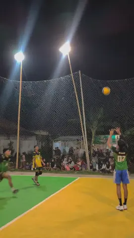 PUTRA JUNIOR  PBM VS RRM  #promomakangajian #fyp #hutri80 #probolinggo24jam #patrajaya #volleyball 