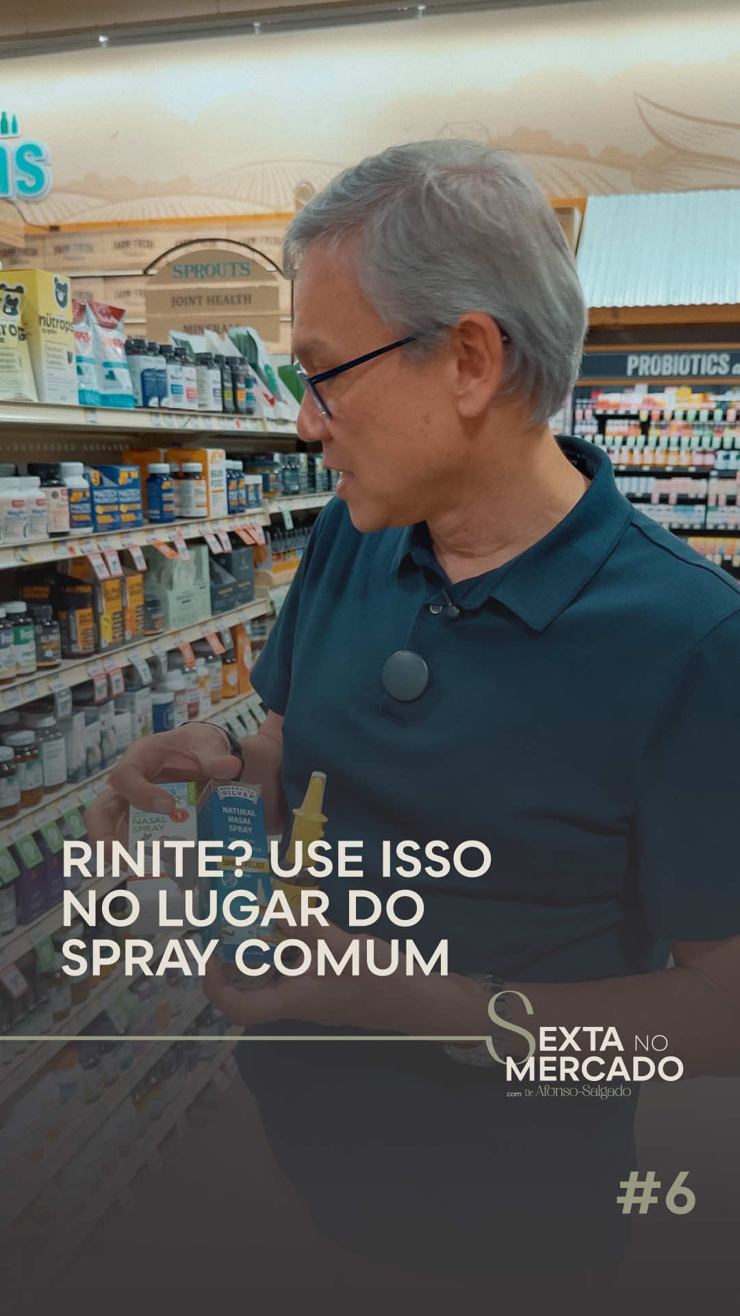 🤧 Rinite, sinusite e sprays nasais: existe alternativa natural, segura e eficaz. Neste episódio do #SextaNoMercadoComDrAfonso, mostro uma área inteira que chamo de “minha Disneylândia” 🛒: os sprays nasais naturais que indico há anos na clínica. ✅ Opções sem químicos agressivos ✅ Usados inclusive em crianças ✅ Incluindo a prata coloidal, com ação antimicrobiana reconhecida Eles podem substituir sprays convencionais de farmácia, que a longo prazo podem causar efeitos indesejados. 📽 Assista ao vídeo pra ver quais recomendo e por que fazem diferença. 💬 Quer o meu checklist exclusivo para seguidores com: – O que evitar nos sprays comuns – O que buscar em alternativas naturais – Ingredientes seguros até para crianças? 👉 Comenta “spray” neste mesmo post em meu Instagram e eu te envio direto no inbox. 📌 Salva esse post pra lembrar na próxima compra 📤 Compartilha com quem vive sofrendo de rinite ou sinusite 📸 Já usou sprays nasais naturais? Posta nos stories e me marca, quero ver e compartilhar! Dr. Afonso Salgado PHD | Alternative Medical Practitioner #SaúdeIntegrativa #Rinite #Sinusite #PrataColoidal  