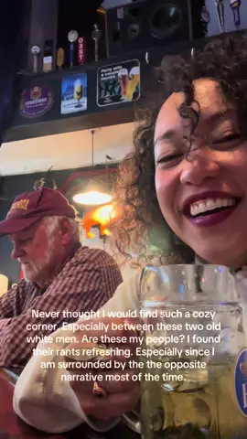 I sat between them as they talked like this for over an hour. They told me I was a pretty and smart and were surprised I am single. I said “yah me too”. #oldmen #cozycorner #refreshing #pub #gestalt 