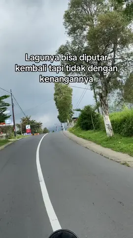 Lagu ini inget waktu masih SD. Film genta buana atau biasa dikenal film misteri ilahi😁 #indahkenanganmasayanglalu #gentabuana #lagujadul #misteriilahi #indosiar 