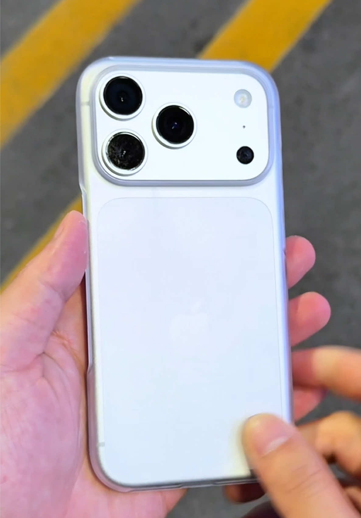 Ốp mỏng đẹp nha #tonycase96 #oplungchongsoc #oplungiphone #oplungtrongsuot #oplungiphonexin 