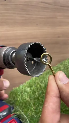 The hole saw corner trick Simple and precise drilling #CaliGarage #WoodworkHack #DIYSmart 