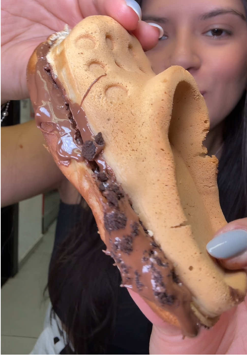 Crocs de Nutella rypado da Liberdade em SP 🤤 #crocs #comida #liberdadesp #liberdade 