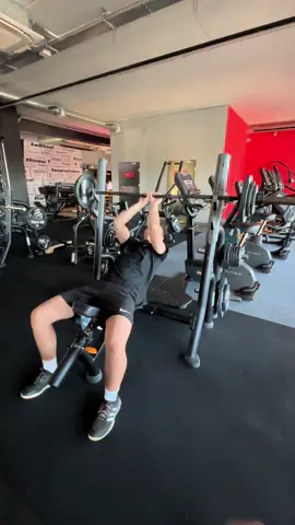 Poprawna technika #gym #benchpress #legday #piwo #fyp @XFG_Opoczno 
